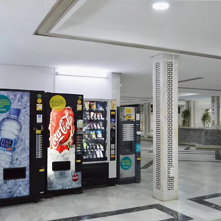 Apartment With Swimming Pool Open Year