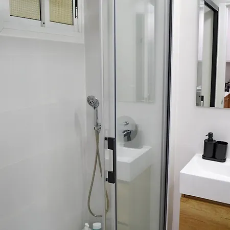 With Swimming Pool Open Year Apartment