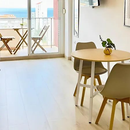 Apartment With Swimming Pool Open Year *